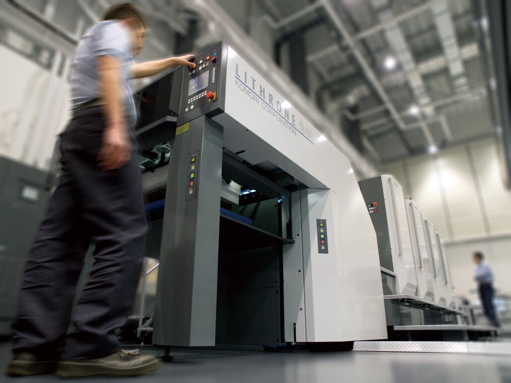 100years_history_31- 32_62_ms_small.jpg